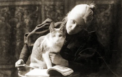 Amelia Van Burenin muotokuva, 1889 (seepia valokuva)